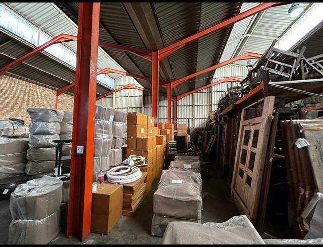766M² WAREHOUSE TO LET IN KRAMERVILLE